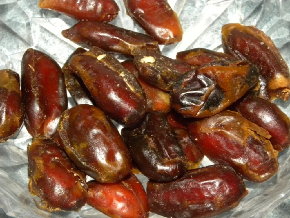 Manfaat Kurma untuk Kesehatan: Gizi, Serat, dan Sumber Energi Alami